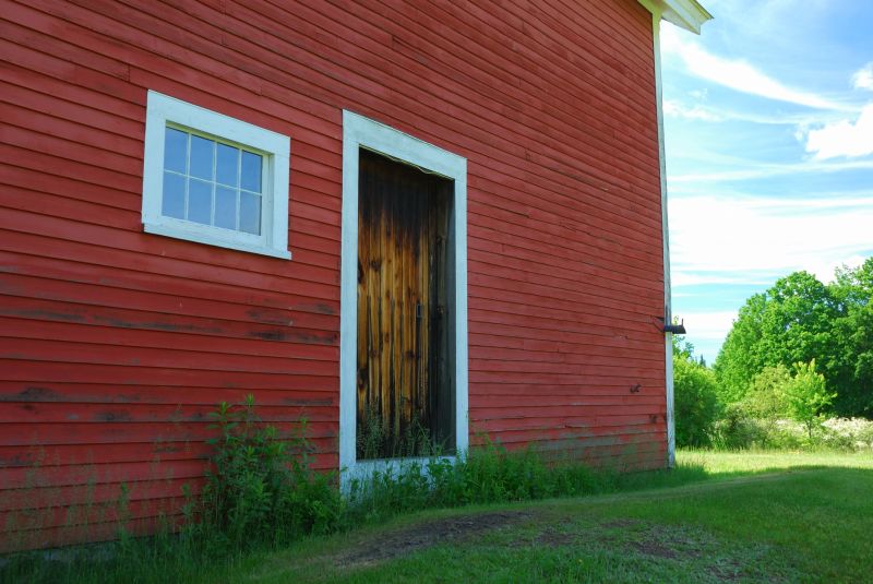 Wood Barn Siding Installation in Bridgeport, CT